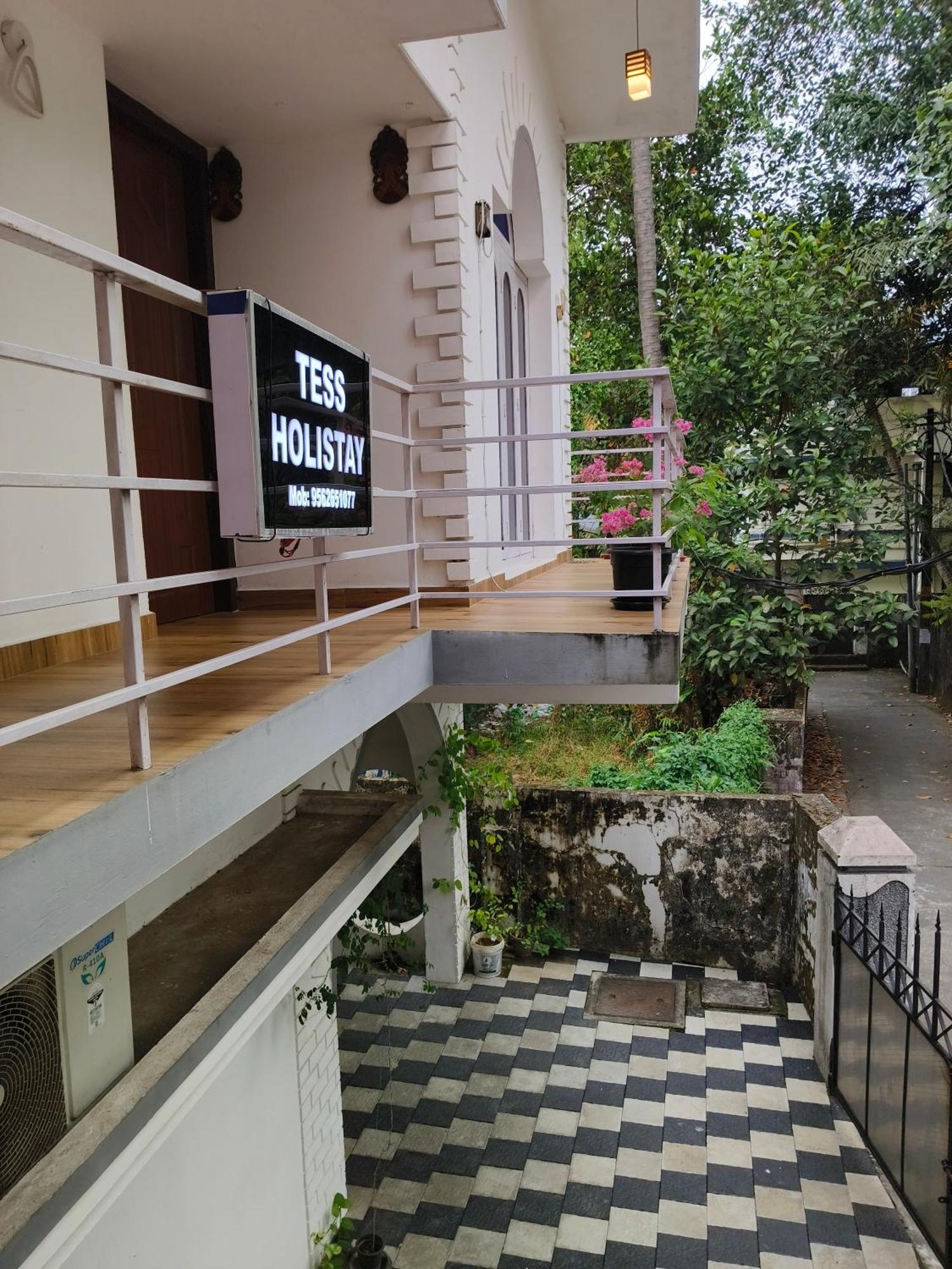 Tess Holistay Fort Kochi Eksteriør bilde